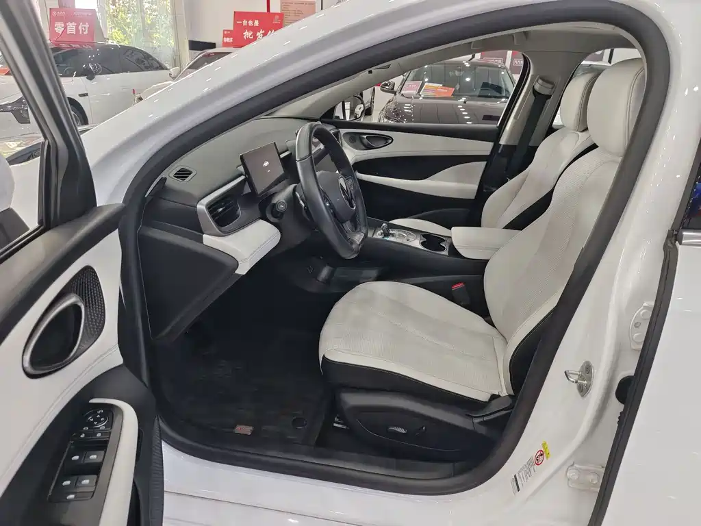 BYD Seal 05 DM-i — миниатюра 7
