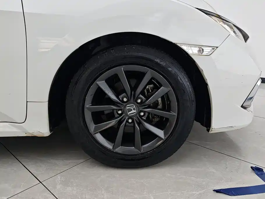 Honda Civic — миниатюра 6