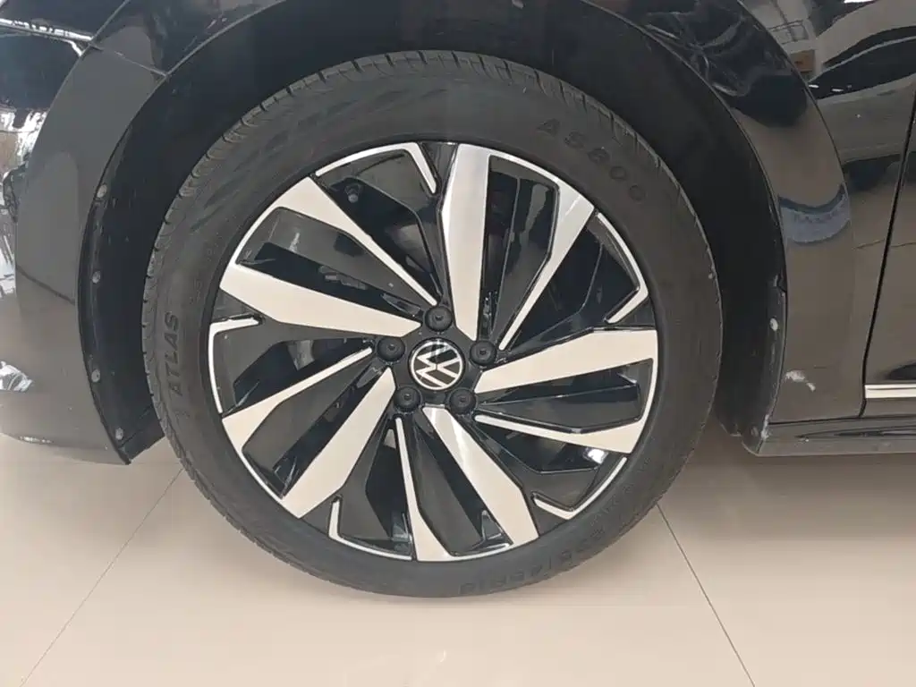 Volkswagen Passat — миниатюра 23