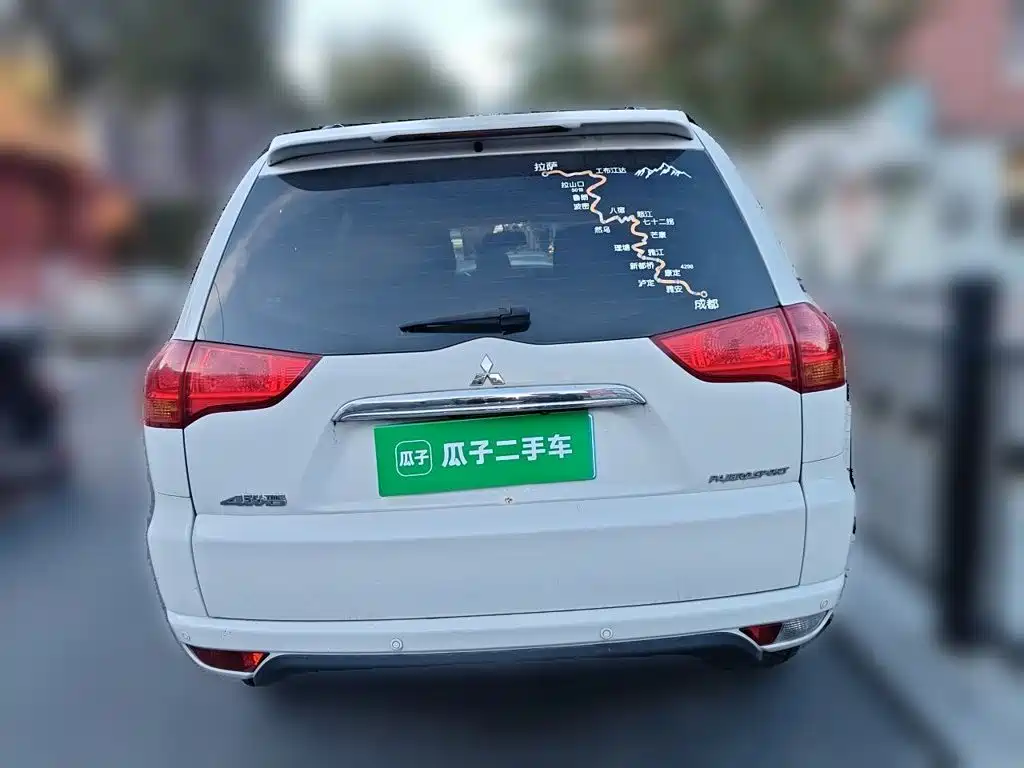 Mitsubishi Pajero Sport — миниатюра 5