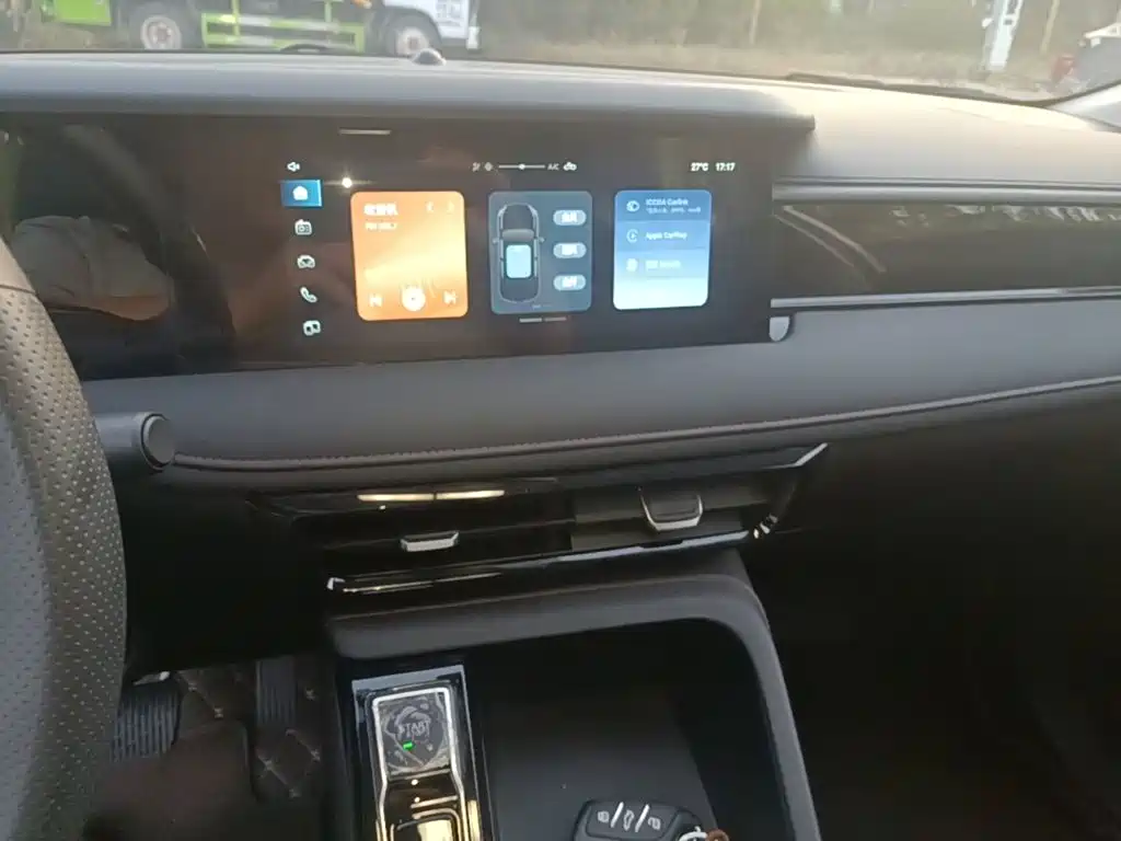 Roewe i5 — миниатюра 13