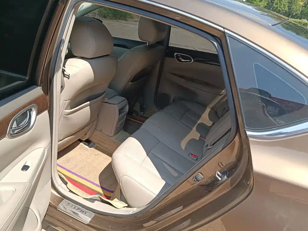 Nissan Sylphy — миниатюра 8