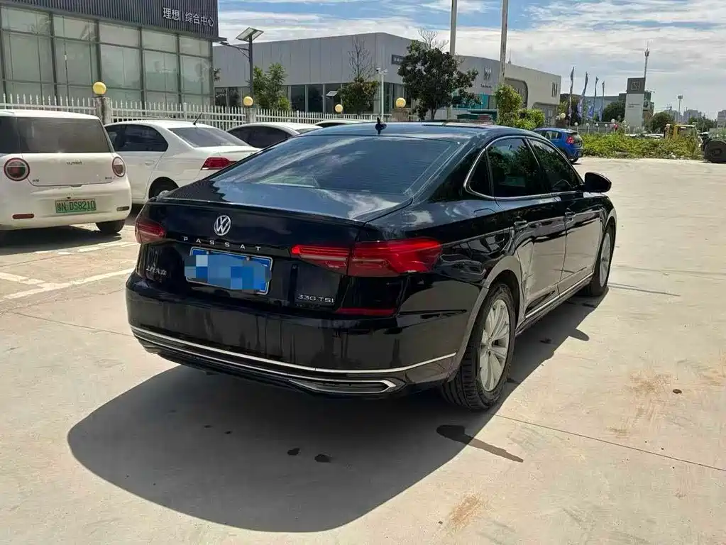 Volkswagen Passat — миниатюра 9