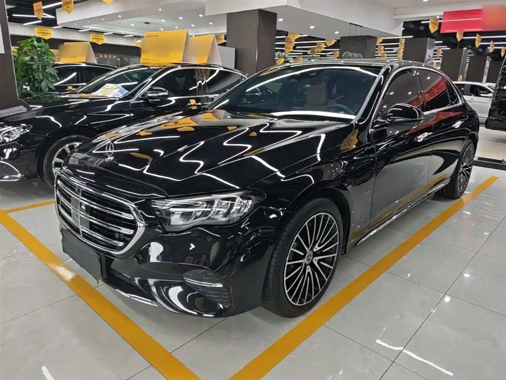 Mercedes-Benz E-Class 2024