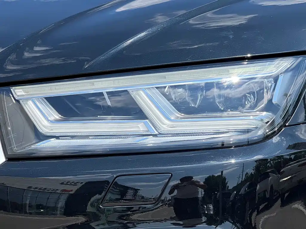 Audi Q5L — миниатюра 12