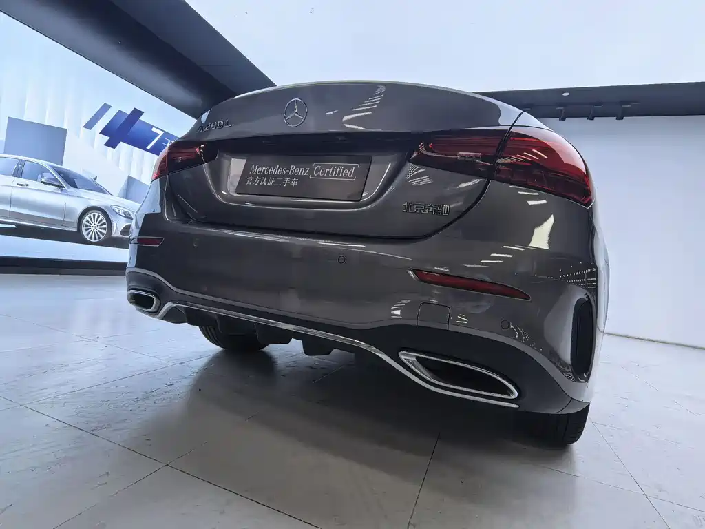 Mercedes-Benz A-Class A 2023 A 200 L Fashion