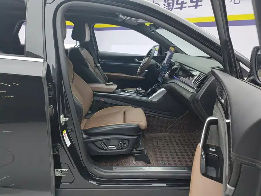 BYD Tang New Energy — миниатюра 8