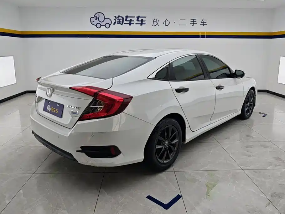 Honda Civic — миниатюра 3