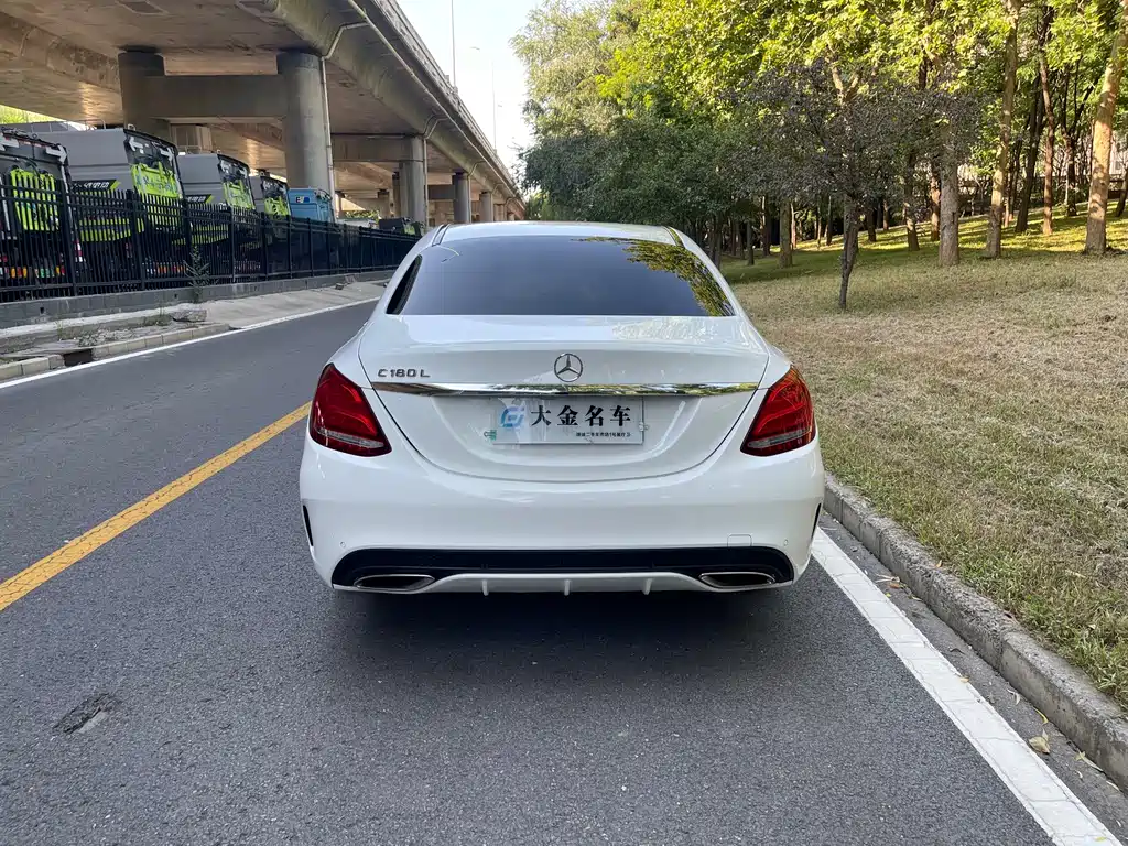 Mercedes-Benz C-Class — миниатюра 20