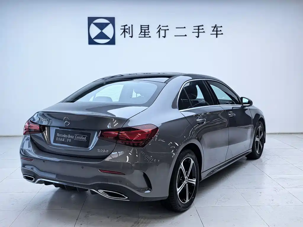 Mercedes-Benz A-Class A 2023 A 200 L Fashion