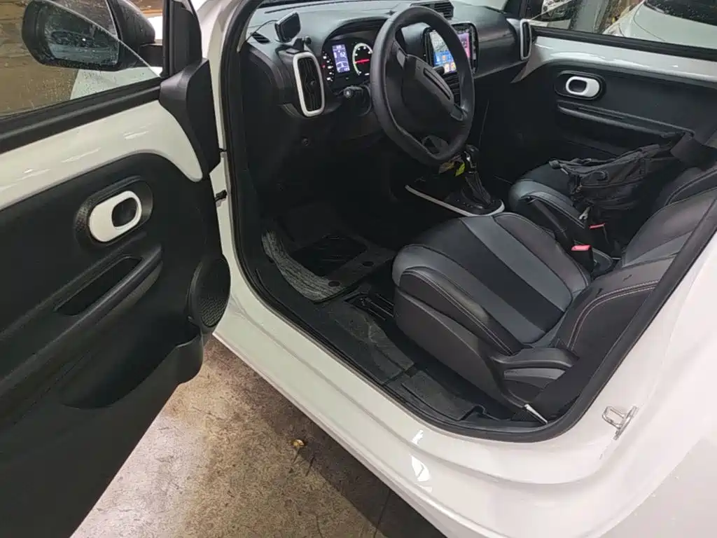 Roewe Clever — миниатюра 16