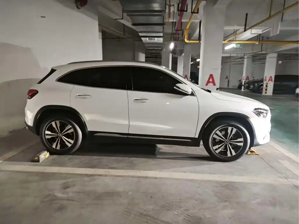 Mercedes-Benz GLA — миниатюра 9