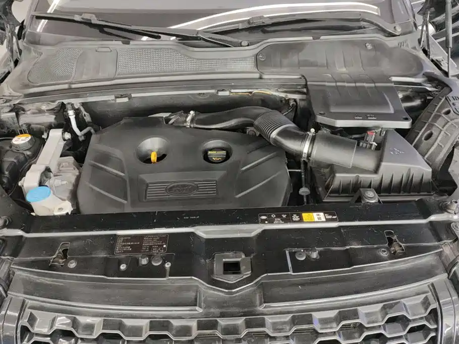 Land Rover Evoque — миниатюра 10