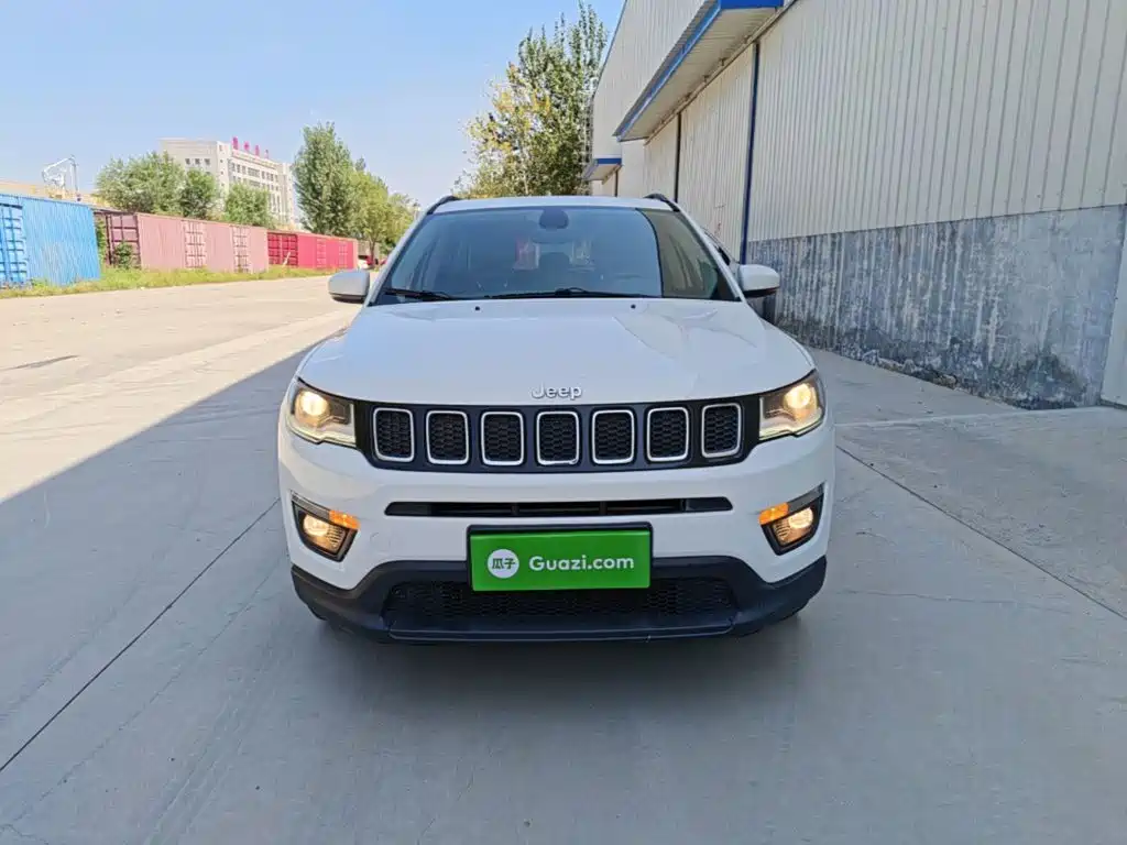Jeep Compass — миниатюра 3