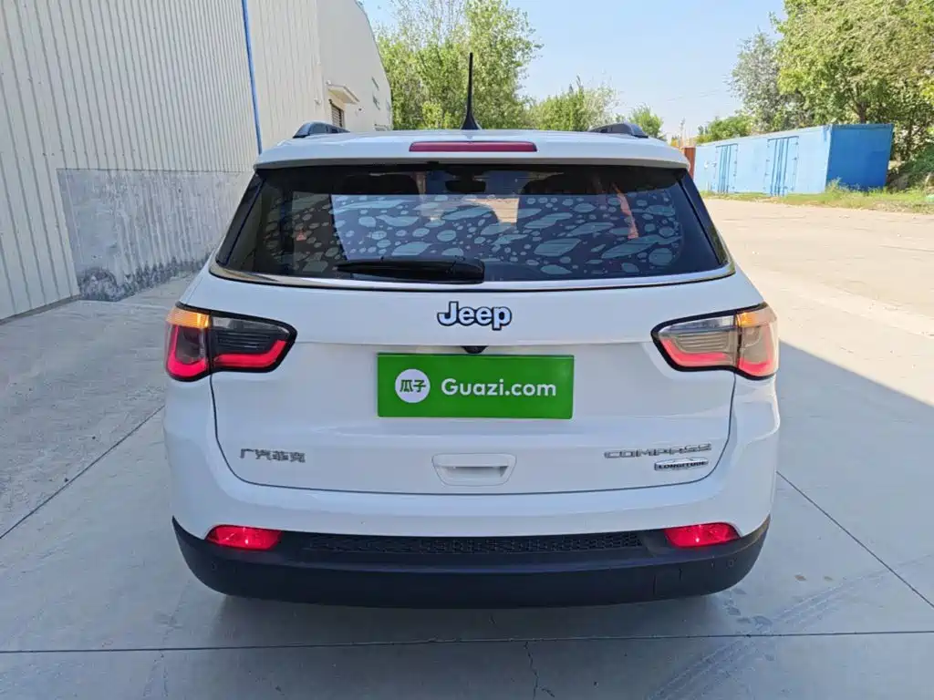 Jeep Compass — миниатюра 6