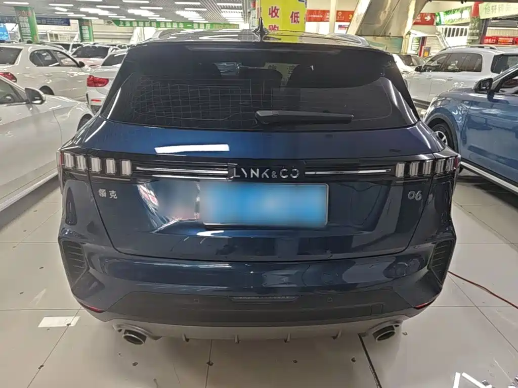 Lynk & Co 06 — миниатюра 6