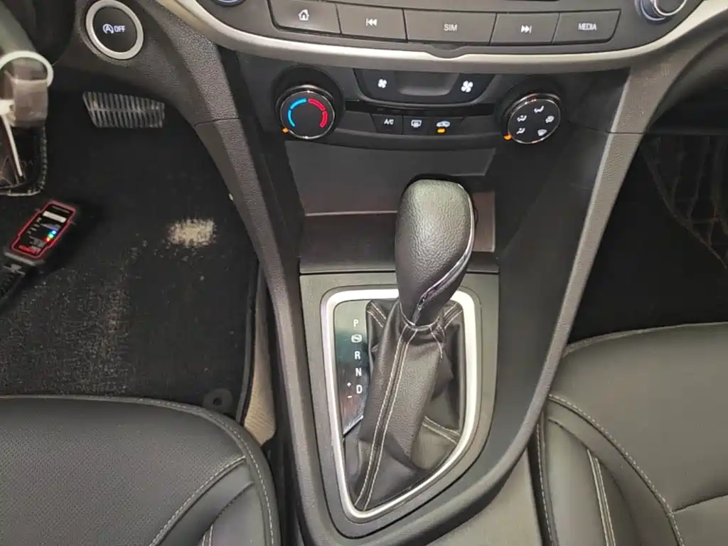 Buick Excelle — миниатюра 14