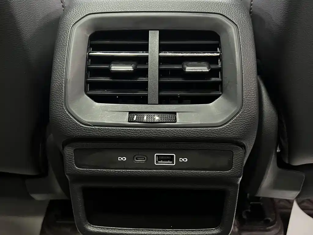 Volkswagen Tharu — миниатюра 24