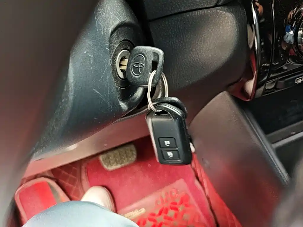 Toyota Vios FS — миниатюра 9