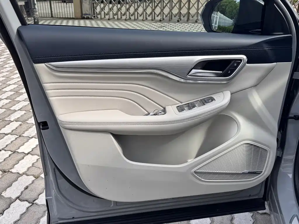 Roewe Feifan MARVEL R — миниатюра 12