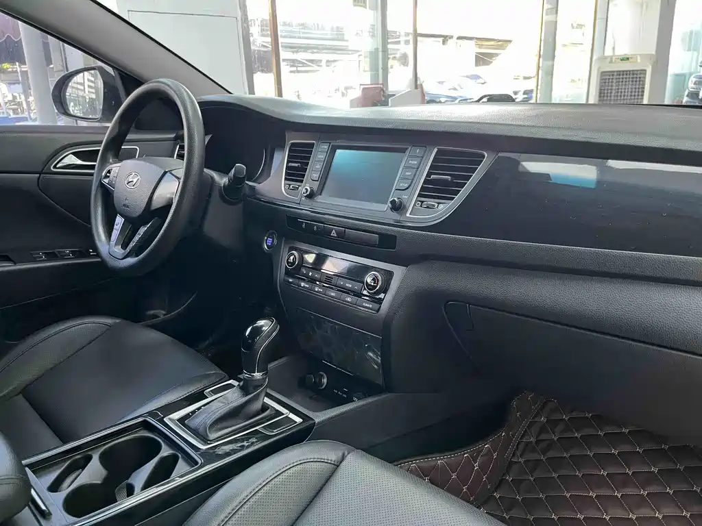 Hyundai Mistra — миниатюра 14