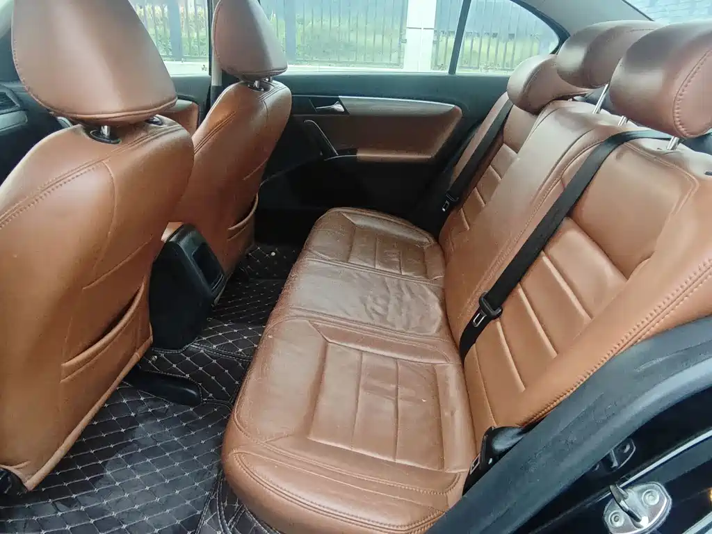 Volkswagen Lavida — миниатюра 8