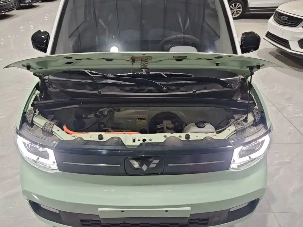Wuling MINIEV — миниатюра 20