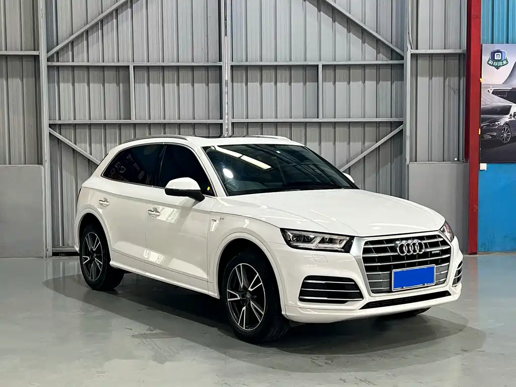 Audi Q5L — миниатюра 3