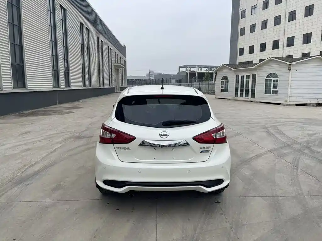 Nissan Tiida 2019 1.6L CVT VI