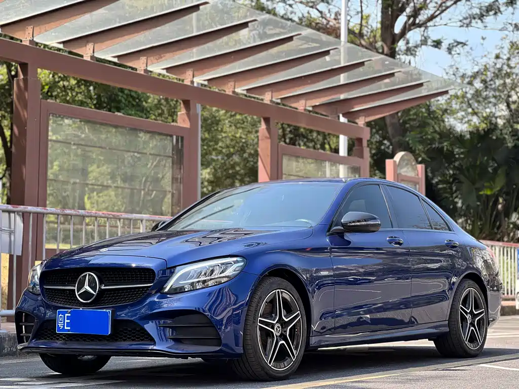 Mercedes-Benz C-Class 2021