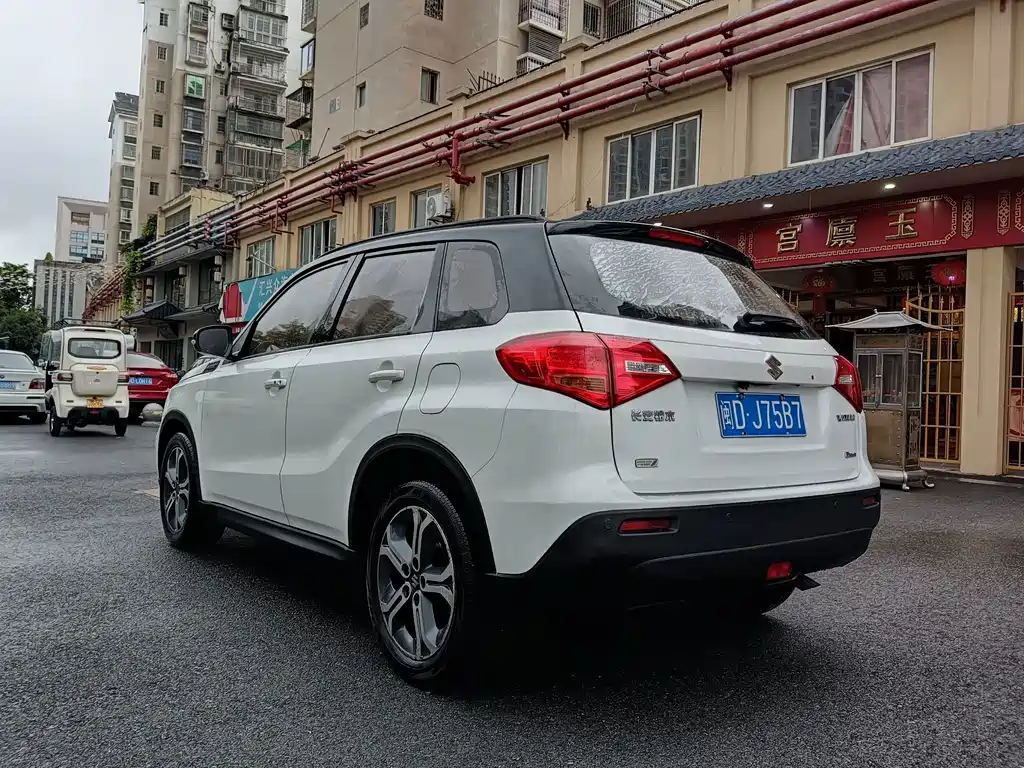 Suzuki Vitara 1.4T Auto 2WD Elite Type, фото 3