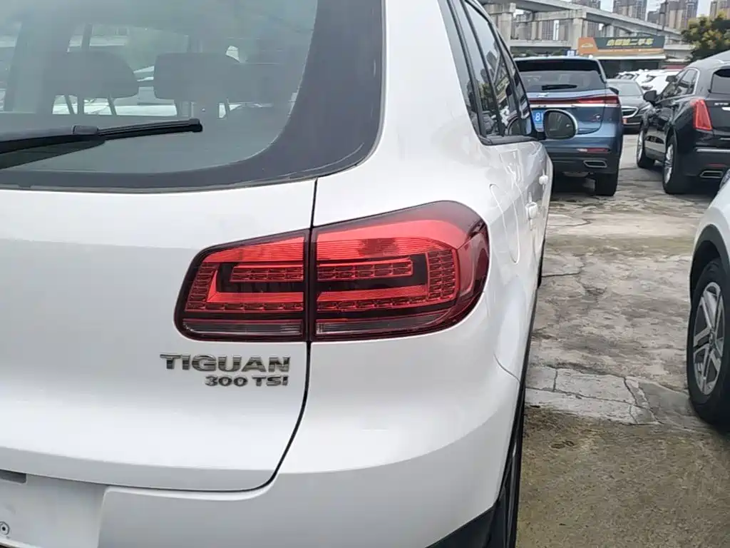 Volkswagen Tiguan — миниатюра 8