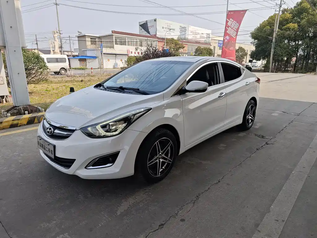 Hyundai Elantra Langdong 2017