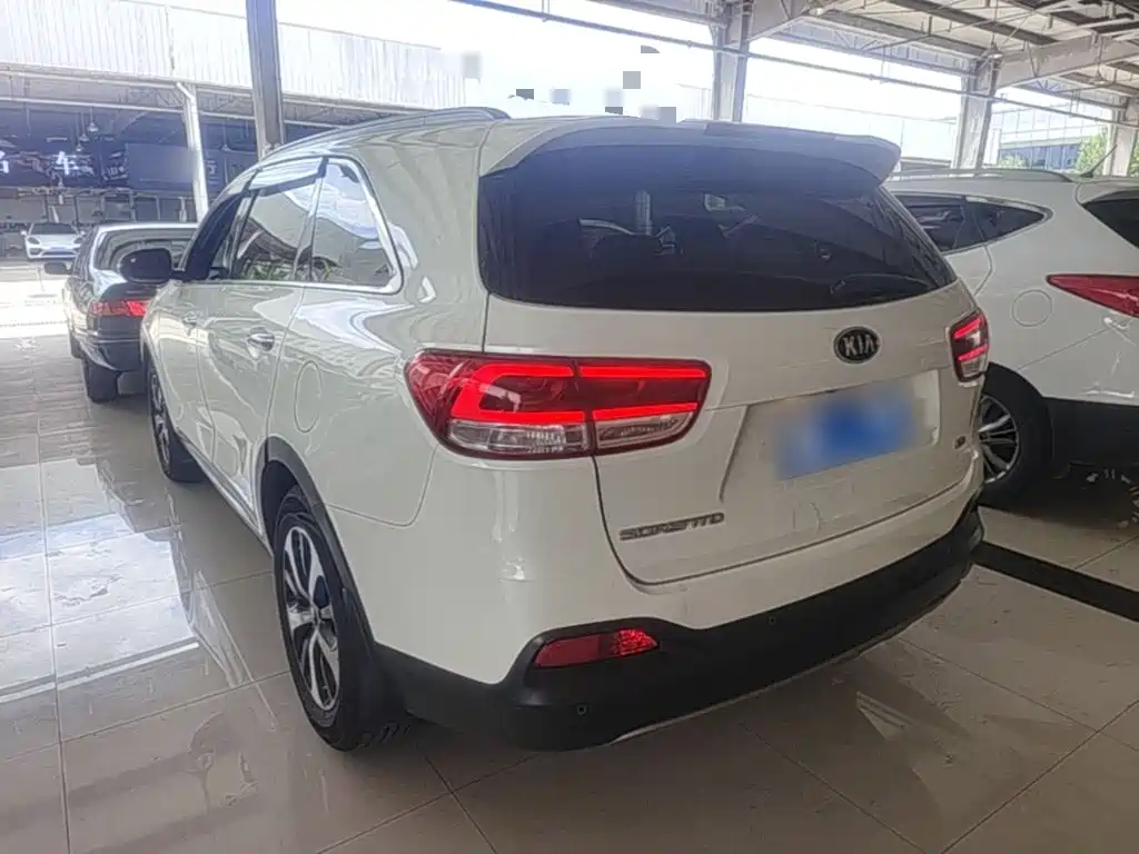 Kia Sorento — миниатюра 5