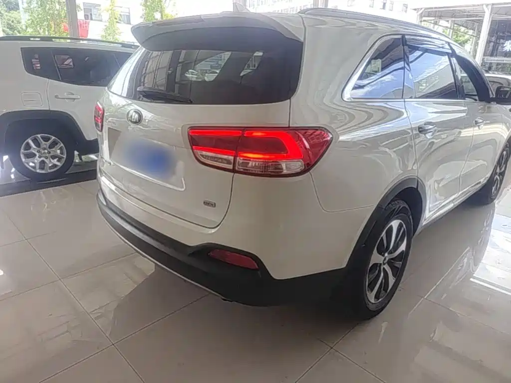 Kia Sorento — миниатюра 7