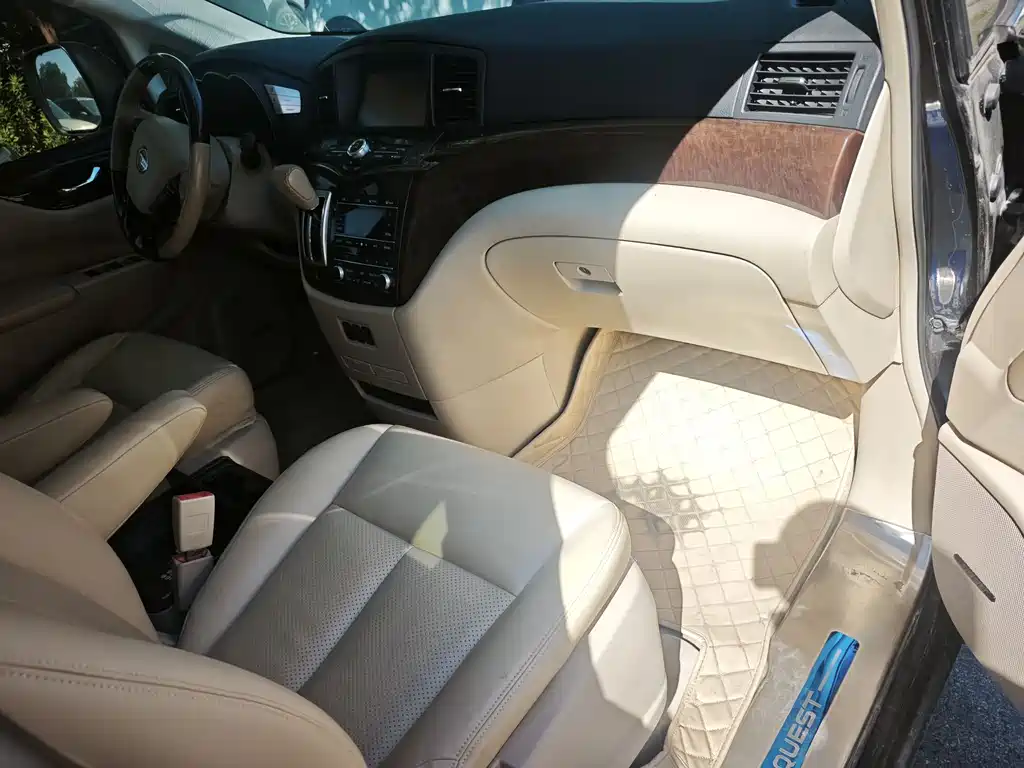 Nissan Quest 2015 3.5L SL