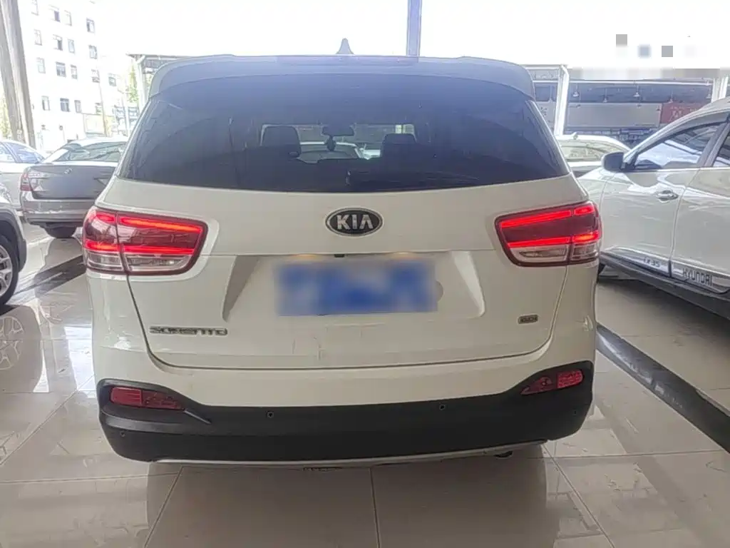 Kia Sorento — миниатюра 6