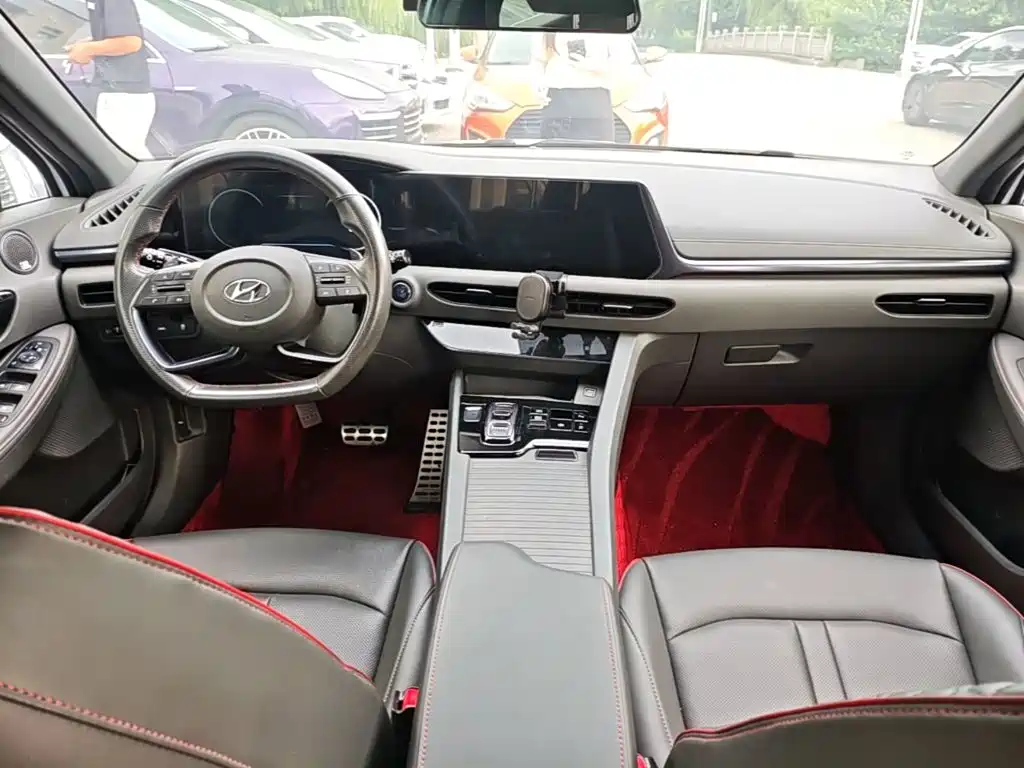 Hyundai Sonata — миниатюра 10