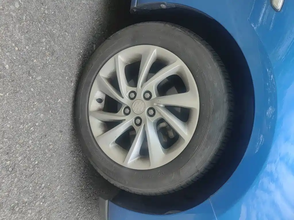 Buick Verano — миниатюра 23