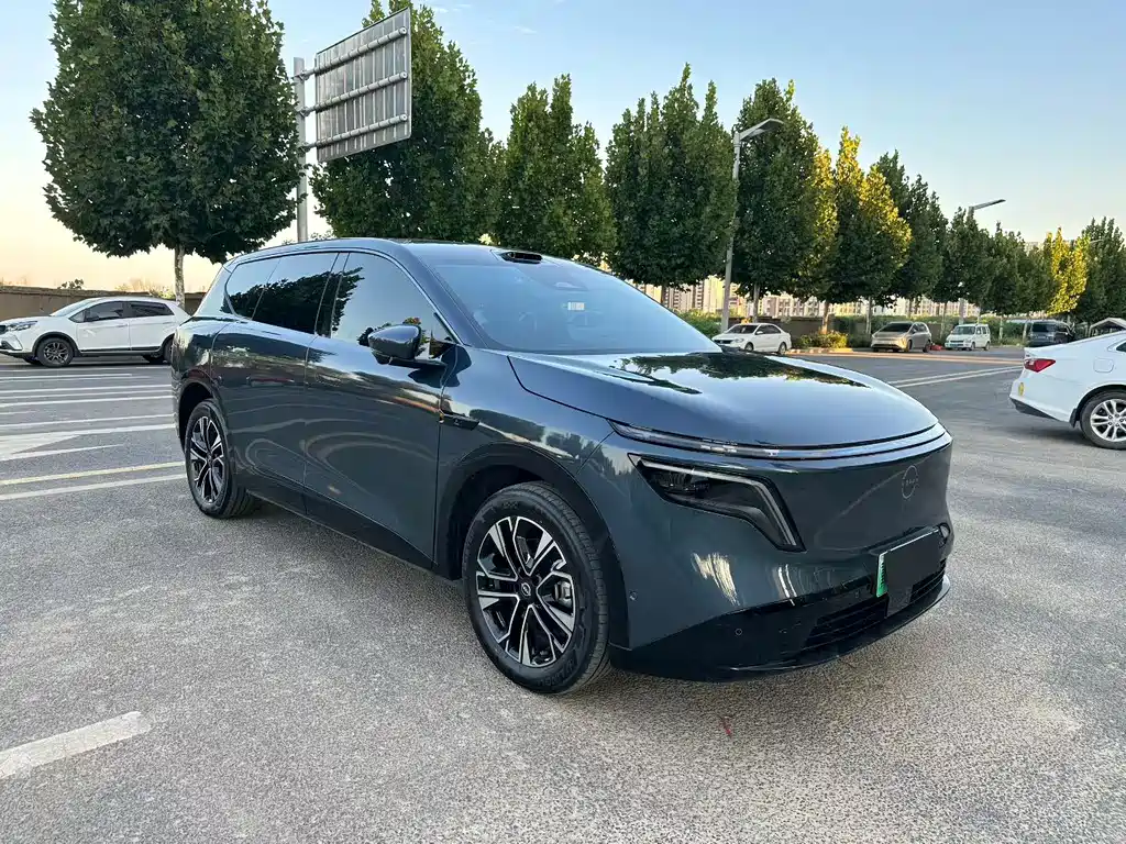 Nissan NX8 — миниатюра 3