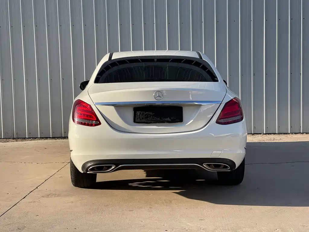 Mercedes-Benz C-Class — миниатюра 9