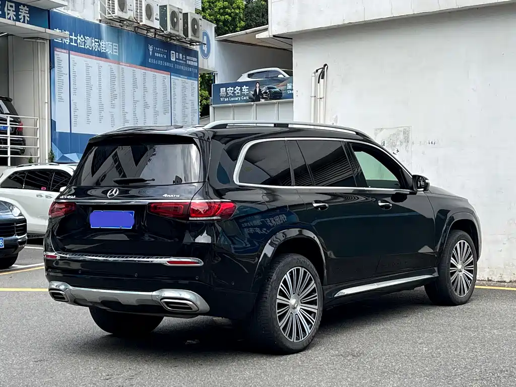 Mercedes-Benz GLS — миниатюра 8