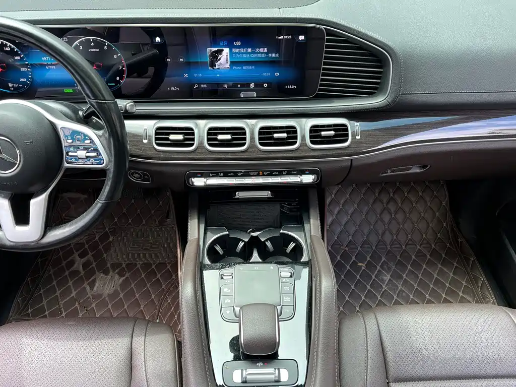Mercedes-Benz GLS — миниатюра 16