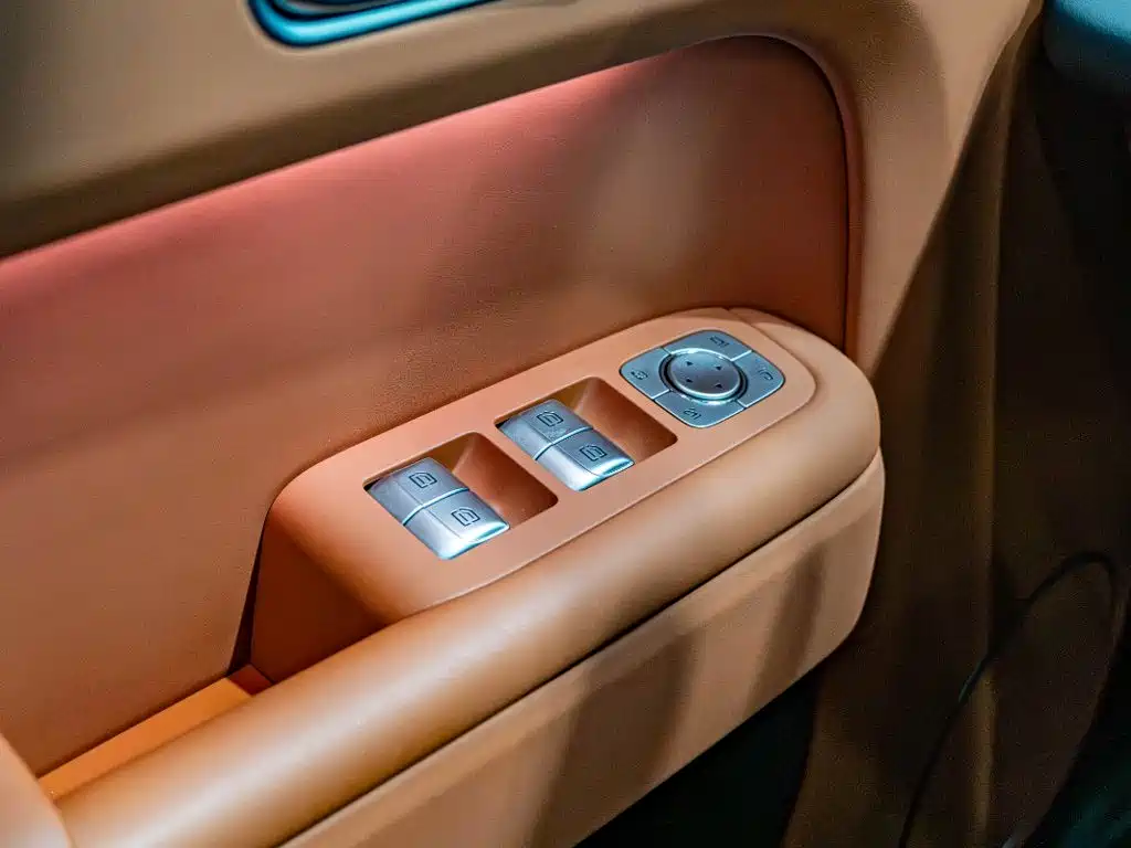 Li Auto Li L7 — миниатюра 16