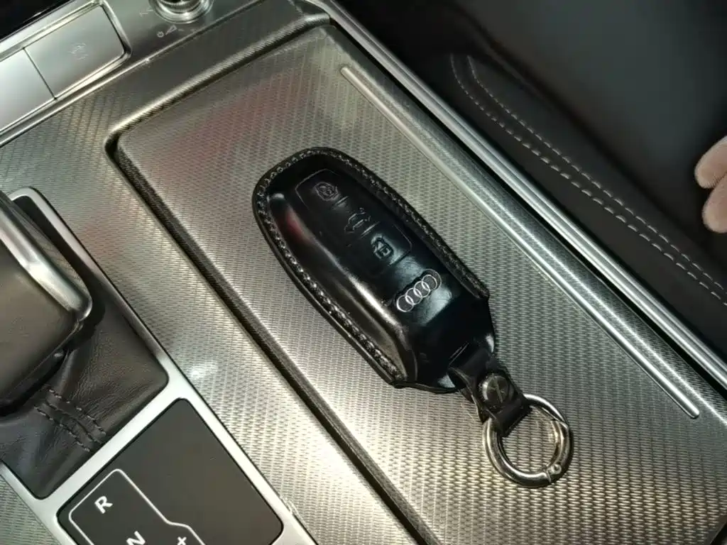 Audi A6L — миниатюра 9