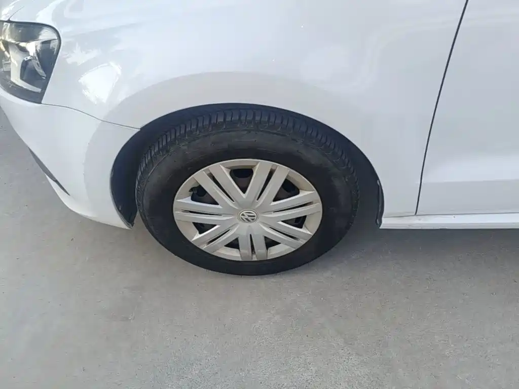 Volkswagen Polo — миниатюра 23