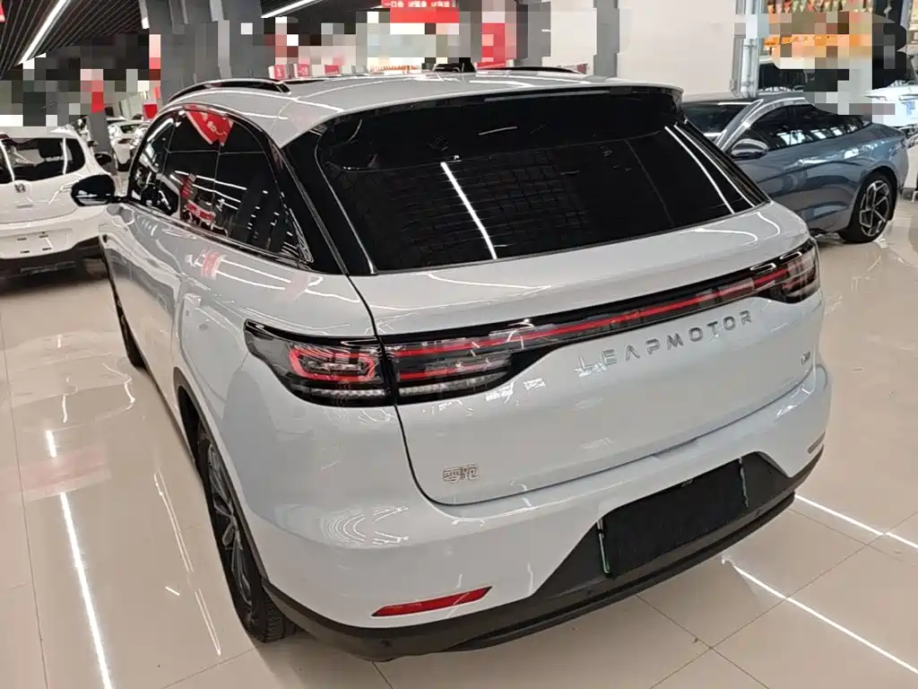 Leapmotor Leapmotor C11 — миниатюра 5
