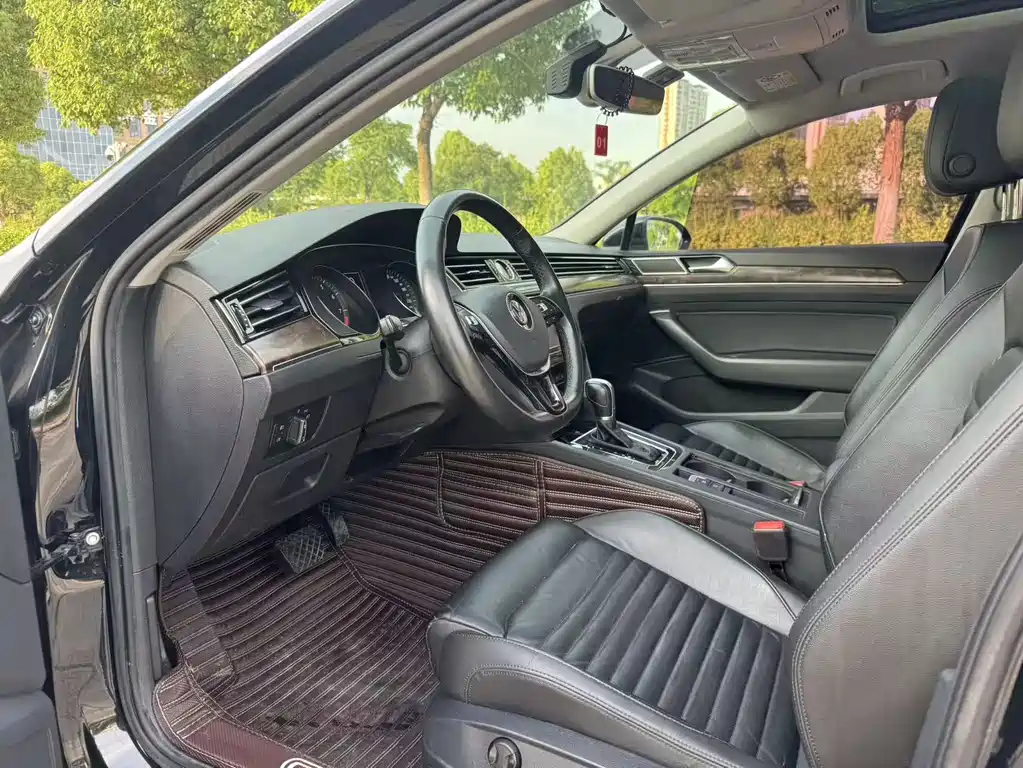 Volkswagen Magotan 2018 330TSI DSG Luxury