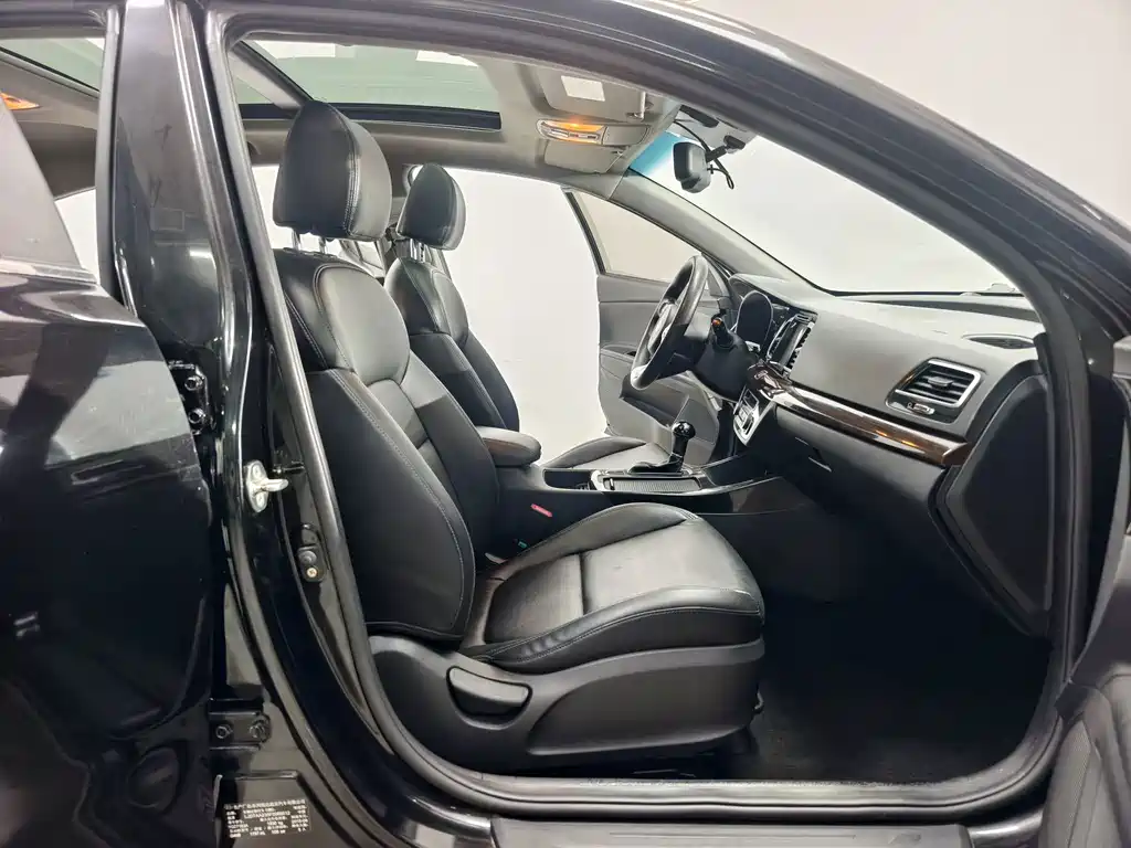 Kia K4 — миниатюра 14