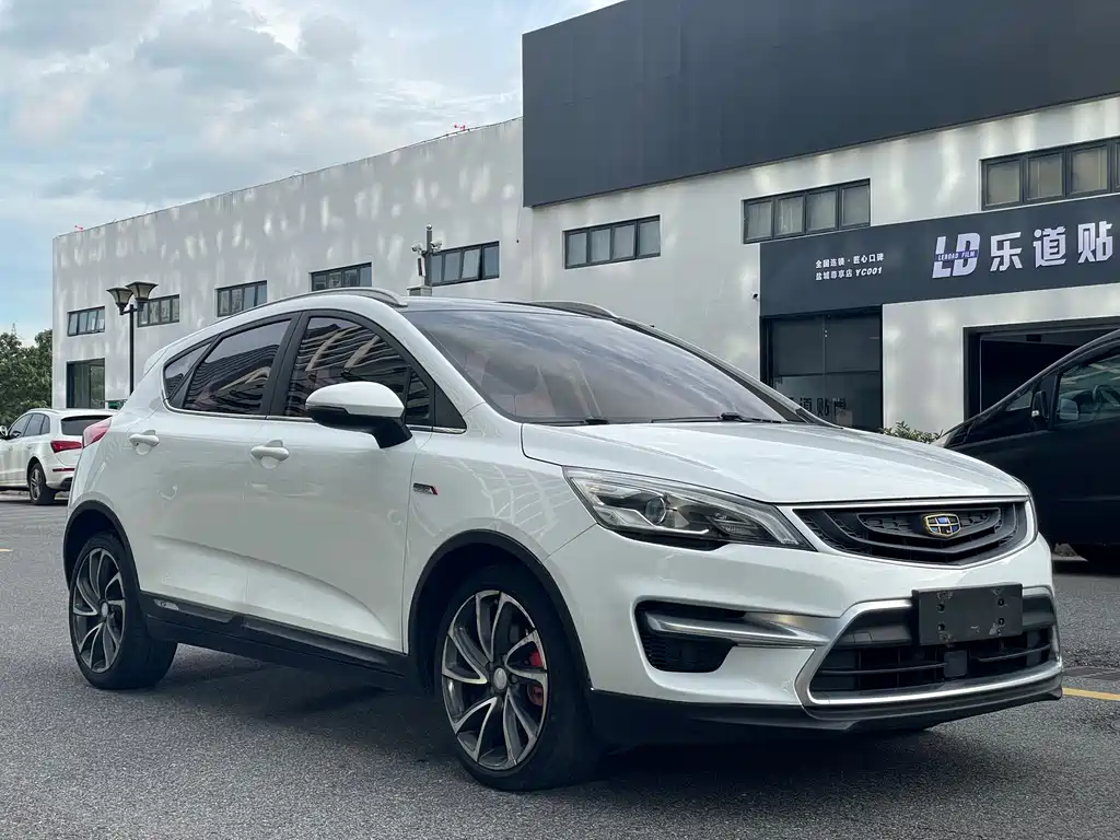 Geely Emgrand GS — миниатюра 3